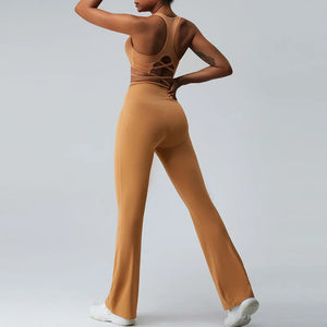 Capshee_Elevé CrossFlex Yoga Outfit