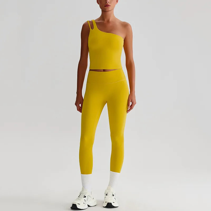 Capshee_Aurelia One-Shoulder Yoga Set