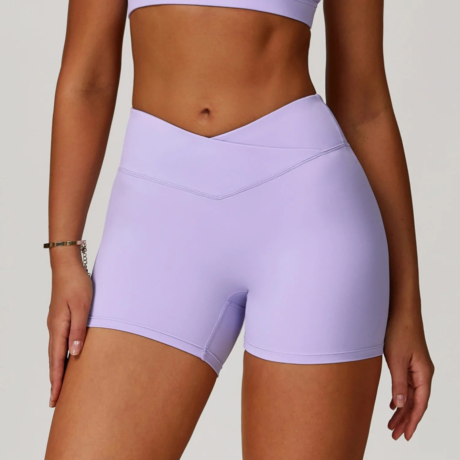 Capshee_Averra High-Waist Yoga Shorts