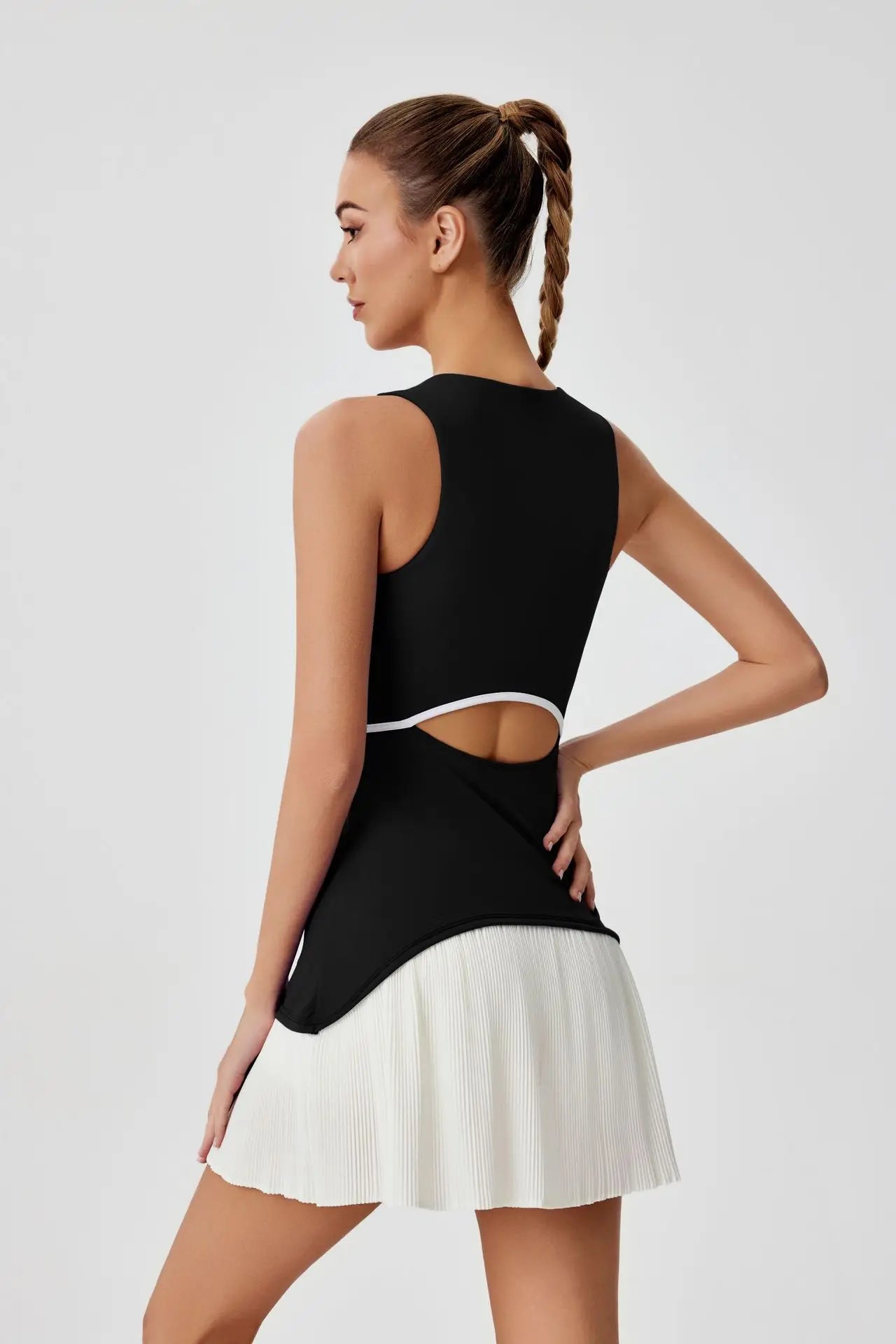 Capshee_CourtFlex Women’s Pleated Tennis Dress