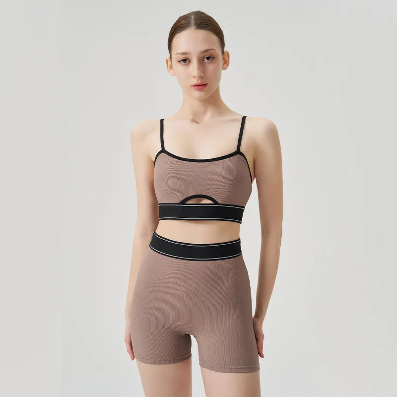 Capshee_PureMotion LineaForm Luxe Set