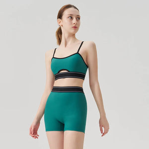 Capshee_PureMotion LineaForm Luxe Set