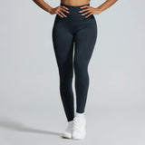 Capshee_PureMotion Seamless ContourFit Yoga Set