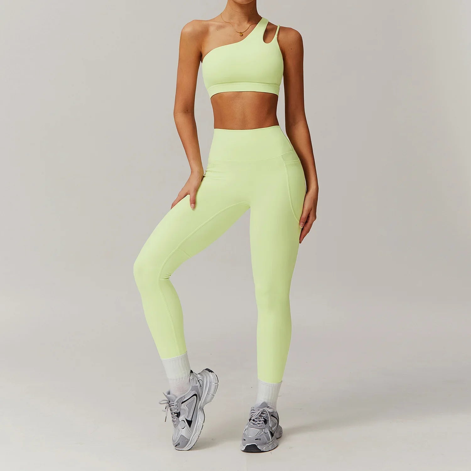 Capshee_TerraLift GraceForm One-Shoulder Set