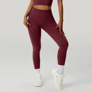 Capshee_ZenForm SecondSkin Seamless Yoga Set